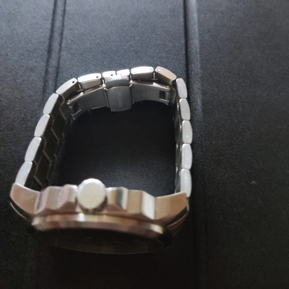 Elevon Hughes Aviator Style Men's Watch Used - Picture 4 of 7